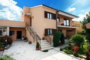 Fotografie z fotogalerie ubytování Apartments Rocka 1195 v Poreči