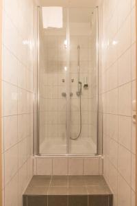 Kylpyhuone majoituspaikassa My Hostel
