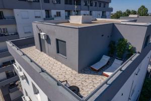 an aerial view of a roof of a building at Aqua Studios with Spa & Free Parking in Jagodina