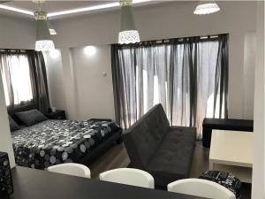 Afbeelding uit fotogalerij van Levart Apartments in Paphos City