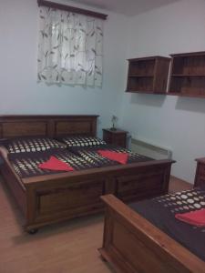 Posteľ alebo postele v izbe v ubytovaní ČS Robin Oil Kašperské Hory