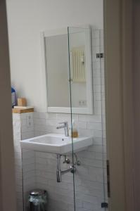 Koupelna v ubytování BerlinBerlin