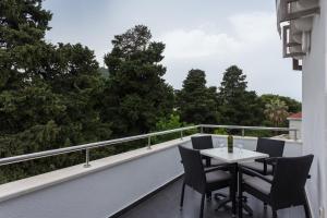 Balkón alebo terasa v ubytovaní Apartments Villa Alba