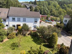 an aerial view of a house with a yard at Haus Sissi in Daun