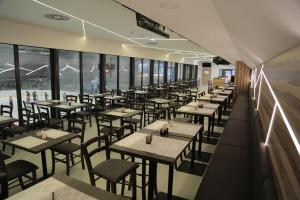Restauracja lub miejsce do jedzenia w obiekcie Lifestyle Hotel Leithana