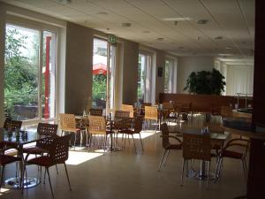 A restaurant or other place to eat at Kolping Campus Krems