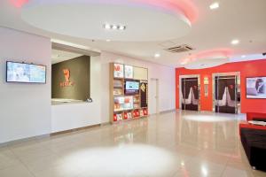 TV in/ali zabaviščno središče v nastanitvi Red Planet Ortigas
