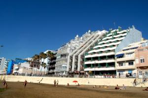 The building in which Az apartmant is located
