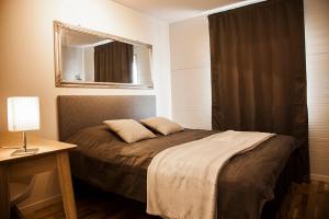 Postel nebo postele na pokoji v ubytování Hotell TunaPark