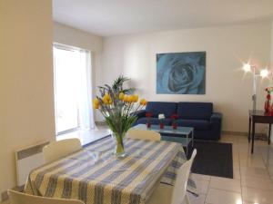 Et opholdsområde på Appartement au Chateau Vallaya