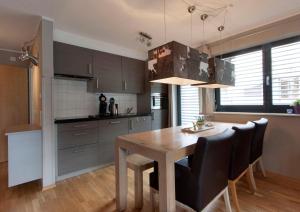 A kitchen or kitchenette at Appart Laijola
