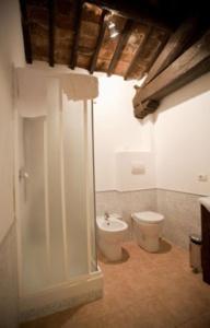 Kúpeľňa v ubytovaní La Soffitta e La Torre