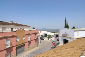 a view of a street in a small town at Apartamento La Molina in Rute