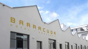 Um certificado, prémio, placa ou documento mostrado em Barracuda