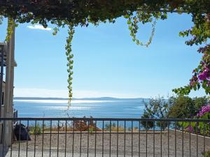 a view of the ocean from a house at La Diva Adriatica in Podstrana