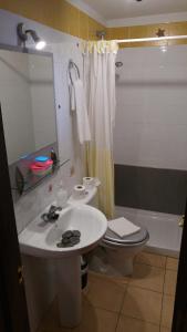 A bathroom at Residential Majada Apartments