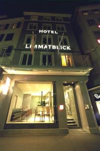 Hoone, kus hotell asub