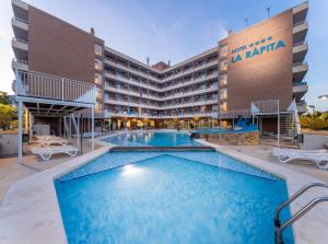 a pool at the la arbia hotel at Hotel La Rápita in Sant Carles de la Ràpita