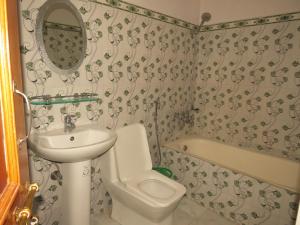 A bathroom at Lake Vision Guesthouse