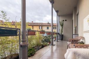 a balcony with a view of a building at NIDO CENTER IV in Bergamo