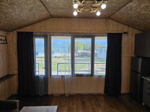 Billede fra billedgalleriet på Sevan Barca Beach i Sevan