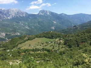 a view of a valley with mountains in the background at Guest House Avdi Kola in Gagu