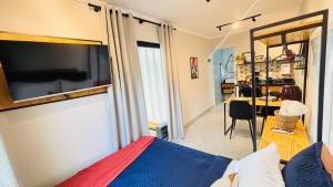 Gallery image of Villa Container SBO Refúgio Urbano com piscina e jacuzzi in Santa Bárbara dʼOeste