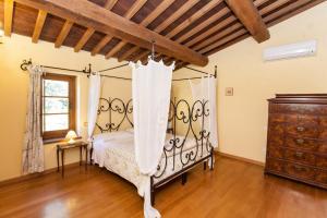 Gallery image of Charming House in Ramazzano with Pool in Ramazzano