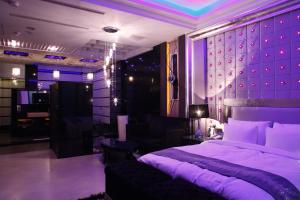 Postel nebo postele na pokoji v ubytování Dryad Motel