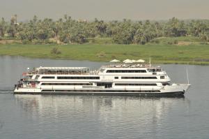 Gallery image of M/Y Alexander The Great Nile Cruise - 4 Nights Every Monday From Luxor - 3 Nights Every Friday from Aswan in Luxor