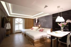 Afbeelding uit fotogalerij van Long View Hotel in Tamsui