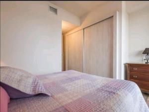Posteľ alebo postele v izbe v ubytovaní Apartamento Playamar