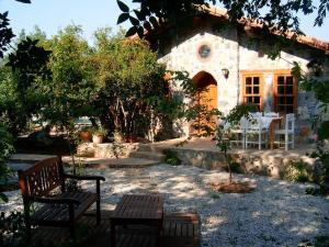 Gallery image of Fig Garden Cottages in Kayakoy