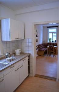 Haus am Bielsteinにあるキッチンまたは簡易キッチン