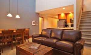 Gallery image of Timberline Lodges by Fernie Lodging Co in Fernie