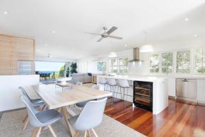 Køkken eller tekøkken på Dune at Sunshine Beach