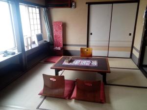 A seating area at Ryokan Nakajimaya