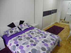 Ένα ή περισσότερα κρεβάτια σε δωμάτιο στο Apartment Martin