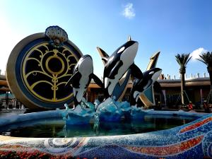 a fountain in front of a theme park at 上海临港新城万达广场亚朵酒店 in Shanghai