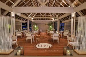 A restaurant or other place to eat at Anahita Golf & Spa Resort
