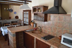 Kuchnia lub aneks kuchenny w obiekcie Apartamentos Las Juanas