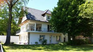 Gallery image of Hotel Bellevue in Chambon-sur-Lac