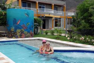 Bazén v ubytování La Puerta del Cielo nebo v jeho okolí