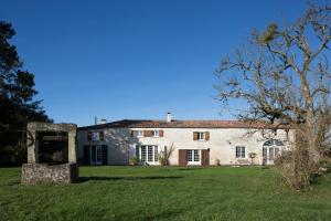 Το κτήριο όπου στεγάζεται  το bed & breakfast
