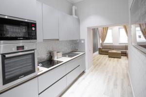 Kuchnia lub aneks kuchenny w obiekcie MaVa Apartments