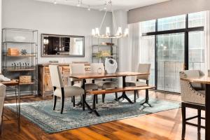 Gallery image of Larimer Square Luxury - Office - Downtown Hub in Denver