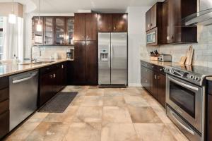 Gallery image of Larimer Square Luxury - Office - Downtown Hub in Denver