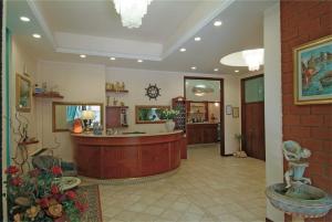 Ο χώρος του λόμπι ή της ρεσεψιόν στο Hotel Katia