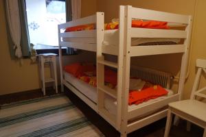 a bunk bed room with two bunk beds at Landhaus Ingrid in Loich
