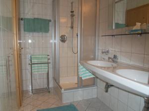 Kúpeľňa v ubytovaní Hotel Schwarzer Adler